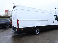 Gebraucht Iveco Daily 155 PS (114 kW) 2024 Weiß ic 194 Limousine