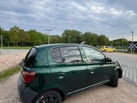 Gebraucht Toyota Yaris Terra 68 PS (50 kW) 2000 Grün Limousine