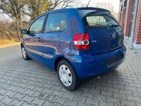 Gebraucht VW Fox 54 PS (39 kW) 2009 Blau Kleinwagen