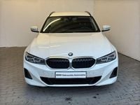 Gebraucht BMW 320e 204 PS (150 kW) 2022 Alpinweiss Kombi