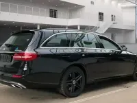 Second-hand Mercedes E300 306 CP (225 kW) 2021 Negru Berlinǎ