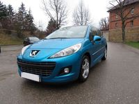 Gebraucht Peugeot 207 Premium 92 PS (67 kW) 2012 Blau Limousine