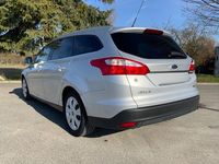 Gebraucht Ford Focus Titanium 125 PS (91 kW) 2013 Silber Kombi
