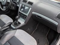 Gebraucht Skoda Octavia RS 170 PS (125 kW) 2012 Weiß Kombi