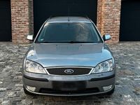 Gebraucht Ford Mondeo 125 PS (91 kW) 2005 Silber Kombi