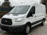 Gebraucht Ford Transit Basis 131 PS (96 kW) 2018 Weiß Kombi