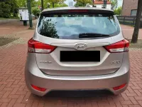 Gebraucht Hyundai ix20 125 PS (91 kW) 2017 Silber Kleinwagen