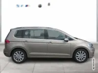Gebraucht VW Touran Highline 150 PS (110 kW) 2019 Beige Van / Kleinbus