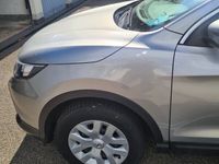 gebraucht Nissan Qashqai bj 2016 1,5 Diesel.