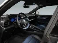 Gebraucht Porsche Macan 300 kW (408 PS) 2025 Silber SUV