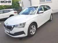 Gebraucht Skoda Scala Active 110 PS (80 kW) 2021 Weiß Kleinwagen