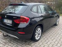 Second-hand BMW X1 184 CP (135 kW) 2013 Negru SUV