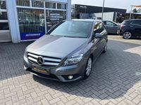 Gebraucht Mercedes B180 109 PS (80 kW) 2014 Grau Van / Kleinbus