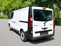 Gebraucht Renault Trafic Komfort 121 PS (88 kW) 2019 Weiß Van / Kleinbus