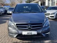 Gebraucht Mercedes B200 156 PS (114 kW) 2012 Grau Kleinwagen