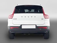 Gebraucht Volvo XC40 Plus 197 PS (144 kW) 2025 Weiß SUV