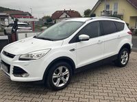 Gebraucht Ford Kuga Titanium 150 PS (110 kW) 2015 Weiß SUV