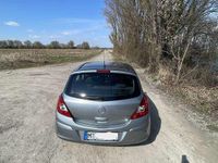 Gebraucht Opel Corsa 101 PS (74 kW) 2012 Silber Kleinwagen