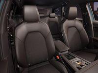 Nouă Cupra Leon 150 CP (110 kW) 2026 Negru Break