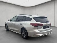 Gebraucht Ford Focus ST-Line X 155 PS (114 kW) 2024 Moondust silber metallic Kombi