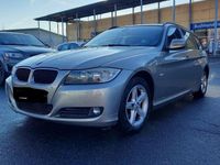 Gebraucht BMW 318 143 PS (105 kW) 2010 Grau Kombi