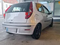Gebraucht Fiat Punto 60 PS (44 kW) 2004 Silber Kleinwagen