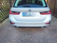 Gebraucht BMW 320 Advantage 190 PS (139 kW) 2020 Silber Kombi