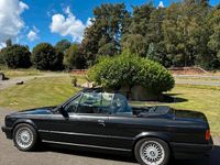 Gebraucht BMW 318 Cabriolet 113 PS (83 kW) 1992 Schwarz Cabrio