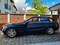 Gebraucht Mercedes C250 204 PS (150 kW) 2015 Blau Kombi