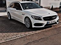 Gebraucht Mercedes C250 AMG line 204 PS (150 kW) 2016 Weiß Kombi