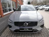 Nowe Volvo V60 Plus 336 KM (247 kW) 2026 Szary Kombi