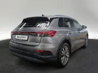 Gebraucht Audi Q4 e-tron Ambiente 194 kW (265 PS) 2023 Taifungrau metallic SUV