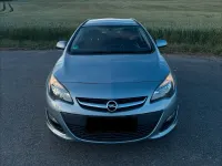 Gebraucht Opel Astra 110 PS (80 kW) 2014 Grau Kombi