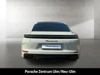 Neu Porsche Panamera 544 PS (400 kW) 2026 Weiss Kleinwagen