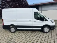 Gebraucht Ford Transit 131 PS (96 kW) 2021 Weiß Kombi