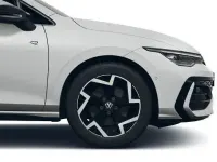Neu VW Golf VIII R-line 170 PS (125 kW) 2026 Weiß Limousine