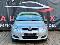 Gebraucht Toyota Auris Basis 101 PS (74 kW) 2009 Silber Kleinwagen