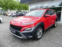 Gebraucht Hyundai Kona Trend 120 PS (88 kW) 2023 Rot SUV