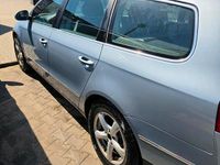 Usata VW Passat 140 CV (102 kW) 2007 Argento Station wagon