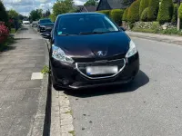 Gebraucht Peugeot 208 68 PS (50 kW) 2013 Andere farben Kleinwagen