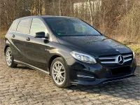 Gebraucht Mercedes B180 122 PS (89 kW) 2015 Schwarz Van / Kleinbus
