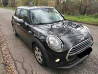Gebraucht Mini Cooper 105 PS (77 kW) 2016 Schwarz Kleinwagen