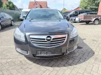 Gebraucht Opel Insignia 131 PS (96 kW) 2012 Schwarz Limousine