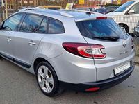 Gebraucht Renault Mégane GrandTour Dynamique 110 PS (80 kW) 2011 Platingrau Kombi