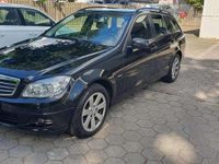 Gebraucht Mercedes C220 170 PS (125 kW) 2011 Obsidianschwarz  metalliclack Kombi
