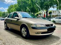 Gebraucht Opel Vectra 101 PS (74 kW) 1997 Grau Limousine