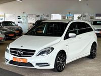 Gebraucht Mercedes B200 156 PS (114 kW) 2012 Weiß Van / Kleinbus