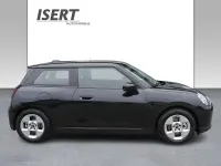Gebraucht Mini Cooper Essential 135 kW (184 PS) 2025 Schwarz Kleinwagen