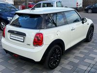 Gebraucht Mini ONE 102 PS (75 kW) 2019 Weiß Kleinwagen