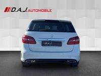Gebraucht Mercedes B220 AMG line 170 PS (125 kW) 2018 Weiß Kleinwagen